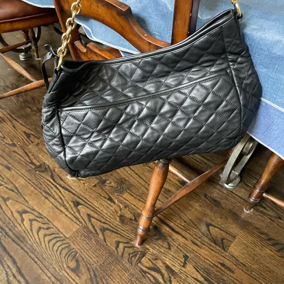 Like new leather purse - Picture 2 of 4